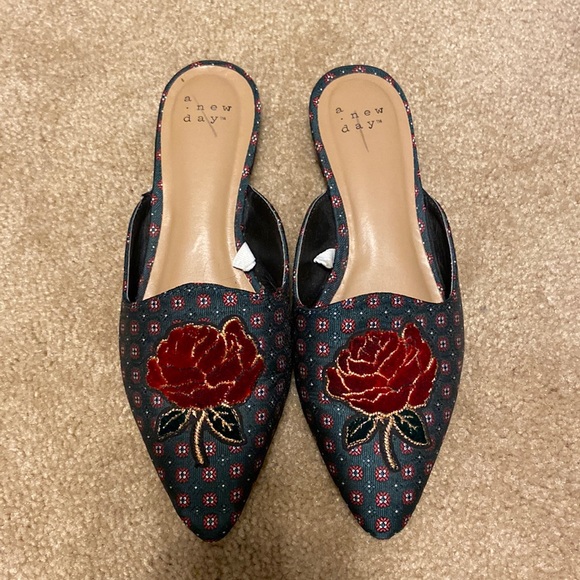 EUC a new day Slides, 6.5 - Picture 1 of 7